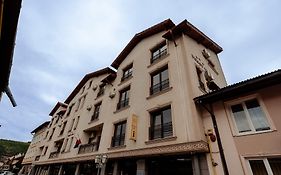 Aparthotel Punct pe i